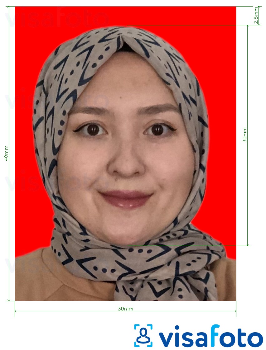 Ejemplo de foto para Indonesia visa 3x4 cm (30x40 mm) fondo rojo en línea con la especificación del tamaño exacto