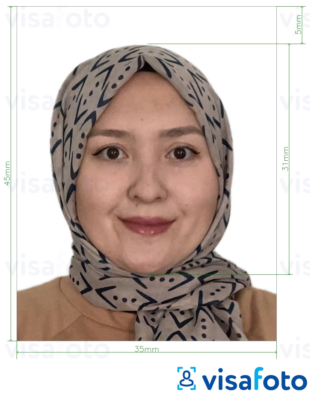 Ejemplo de foto para Visa de Malasia 35x45 mm fondo blanco con la especificación del tamaño exacto
