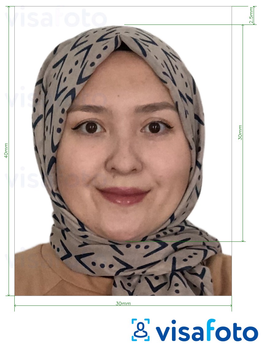 Ejemplo de foto para Pasaporte de Turkmenistán 3x4 cm (30x40 mm) con la especificación del tamaño exacto